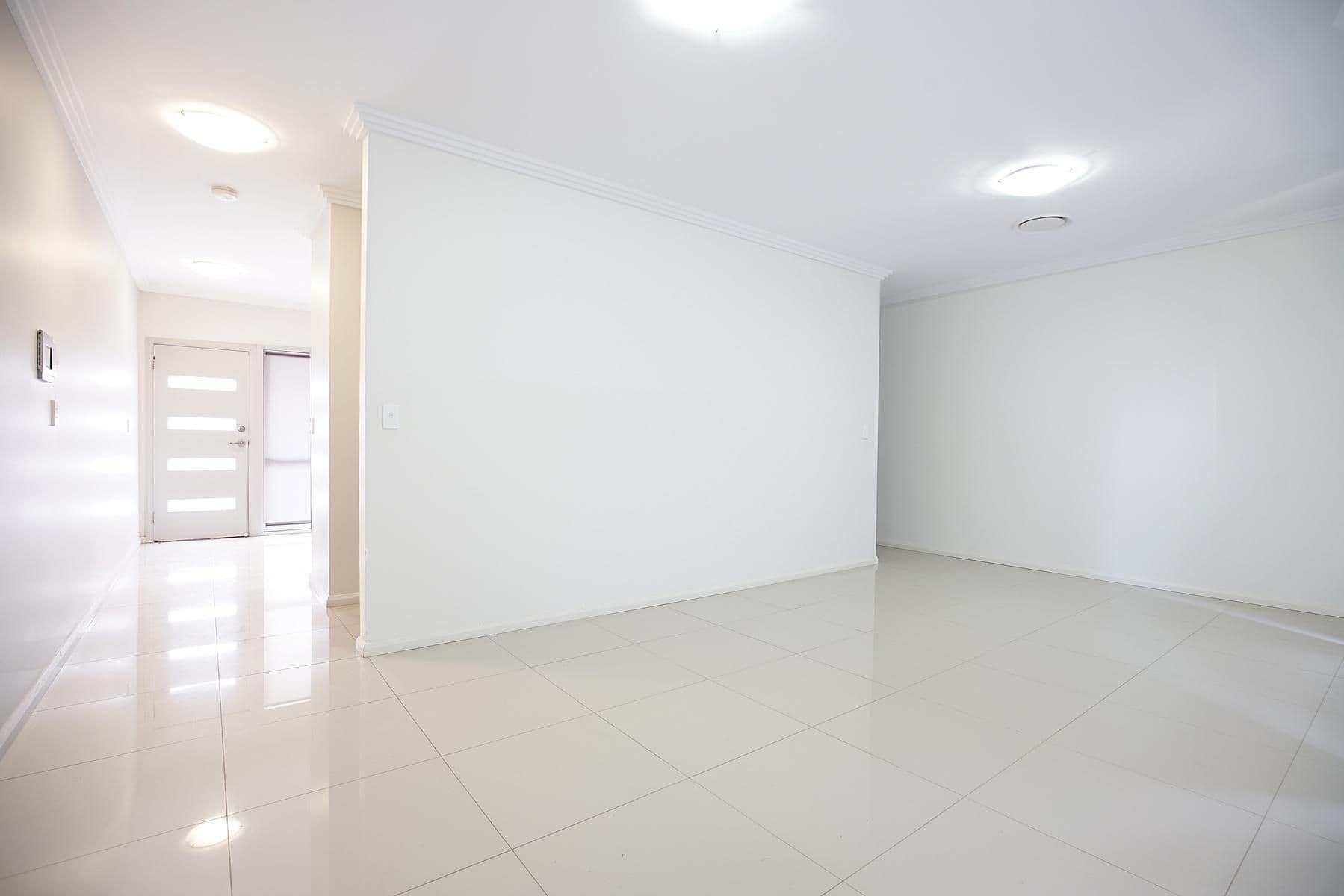 33 Glenmore Ridge Drive, Glenmore Park - Thumbnail 2