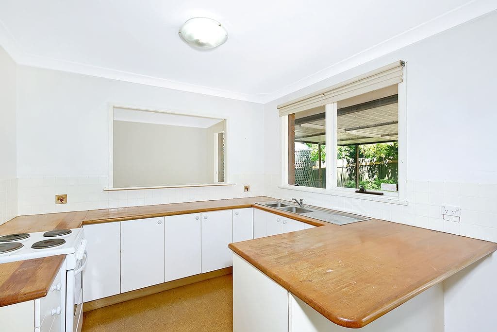 6 Drayton Avenue, Castle Hill NSW 2154, Castle Hill - Thumbnail 3