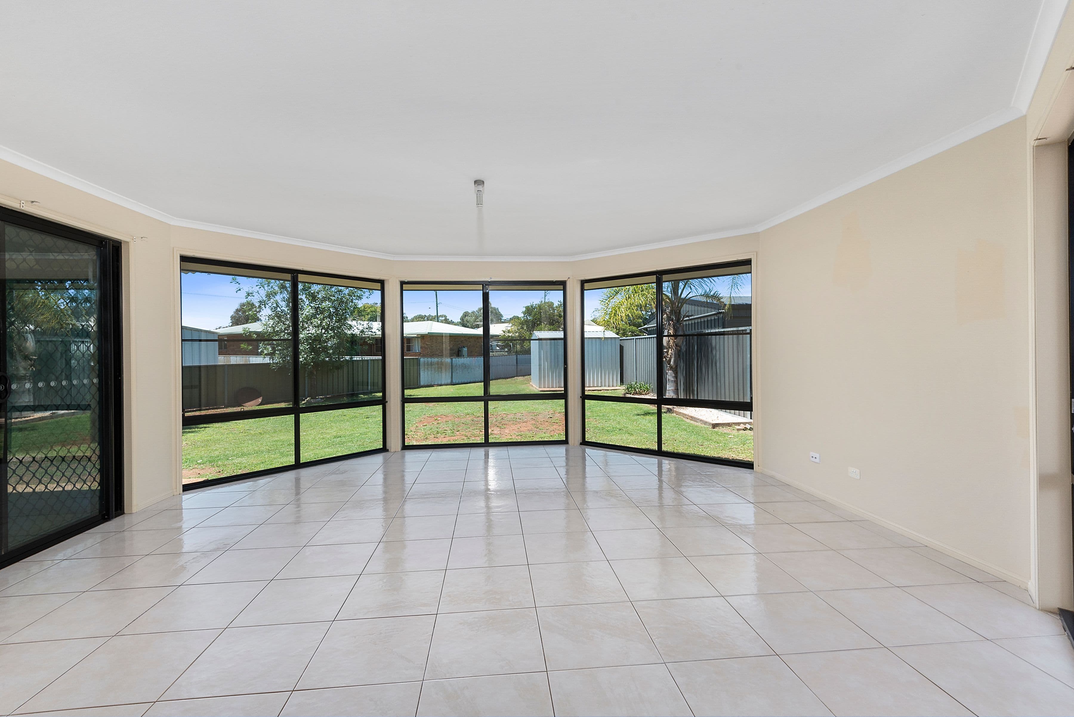 19 Jacquelyn Court, Oakey QLD 4401, Oakey - Thumbnail 4