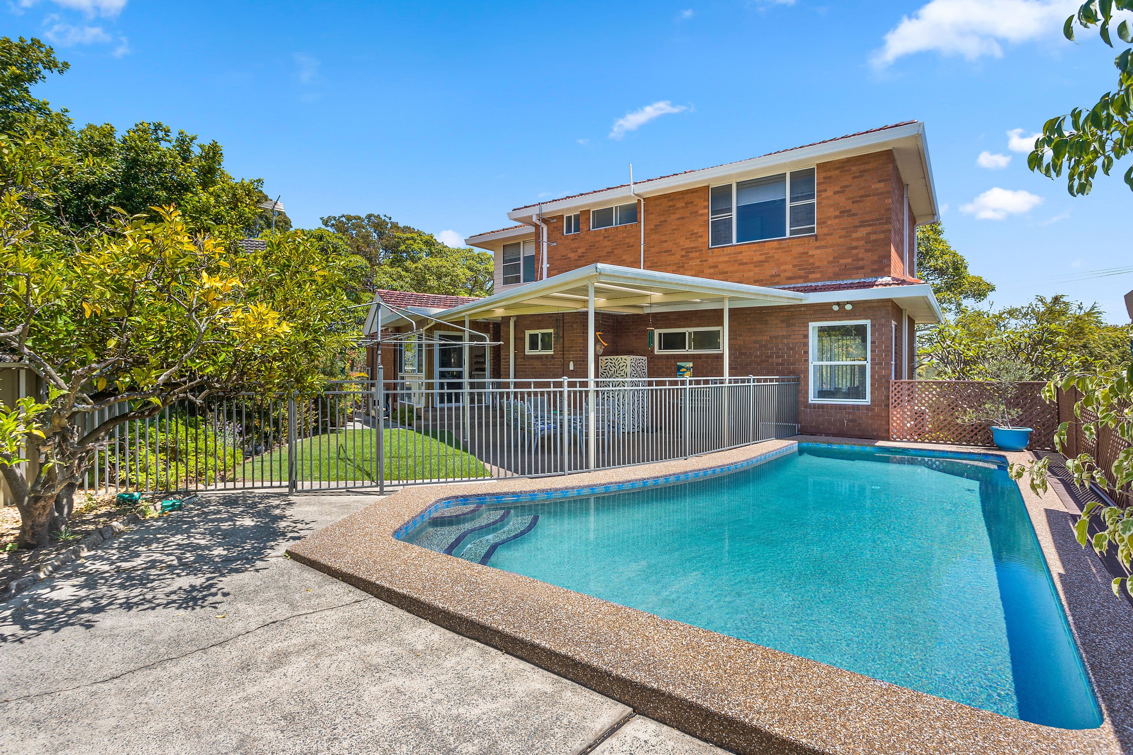 4 Cliff Avenue, Peakhurst Heights NSW 2210, Peakhurst Heights - Image 1