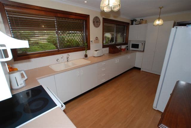 10 Brunel Drive, MODBURY HEIGHTS SA 5092, Modbury Heights - Thumbnail 2