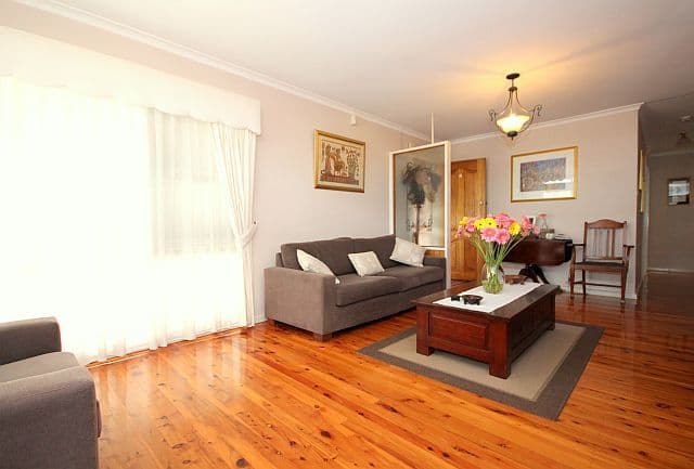 1 Jennings Avenue, BASS HILL NSW 2197, Bass Hill - Thumbnail 2
