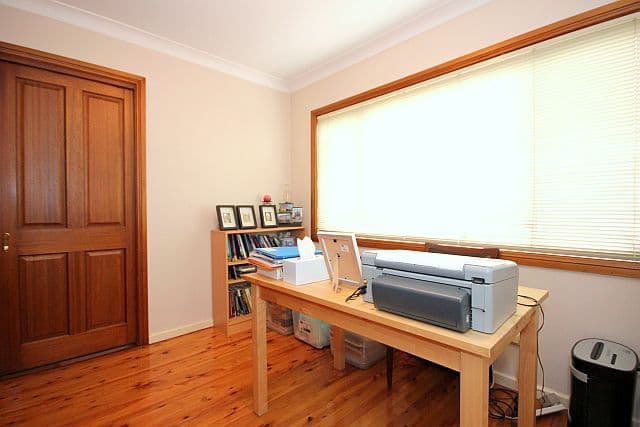 1 Jennings Avenue, BASS HILL NSW 2197, Bass Hill - Thumbnail 7