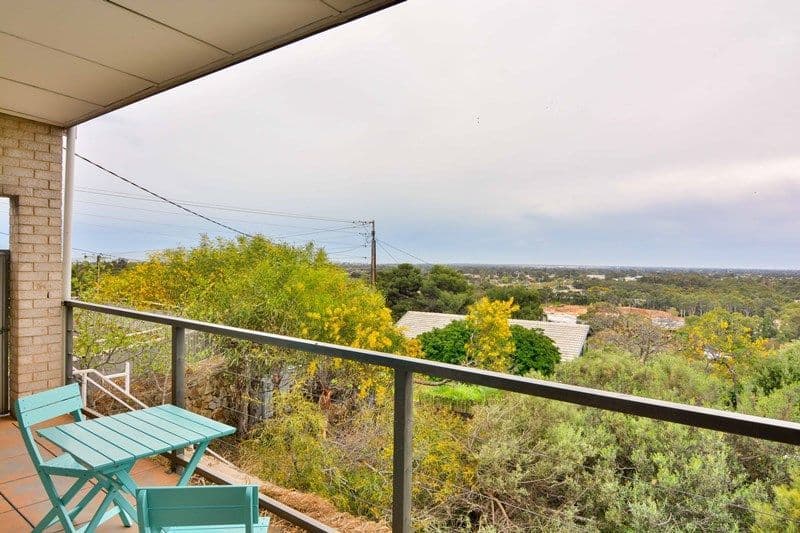 11 Hyland Avenue, Darlington SA 5047, Darlington - Thumbnail 2