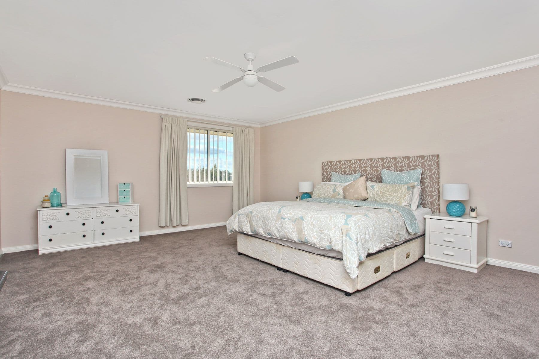 42 Iwan Place, Beaumont Hills NSW 2155, Beaumont Hills - Thumbnail 5
