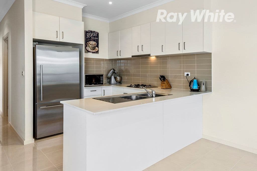 23 Lynne Street, Lalor VIC 3075, Lalor - Thumbnail 3