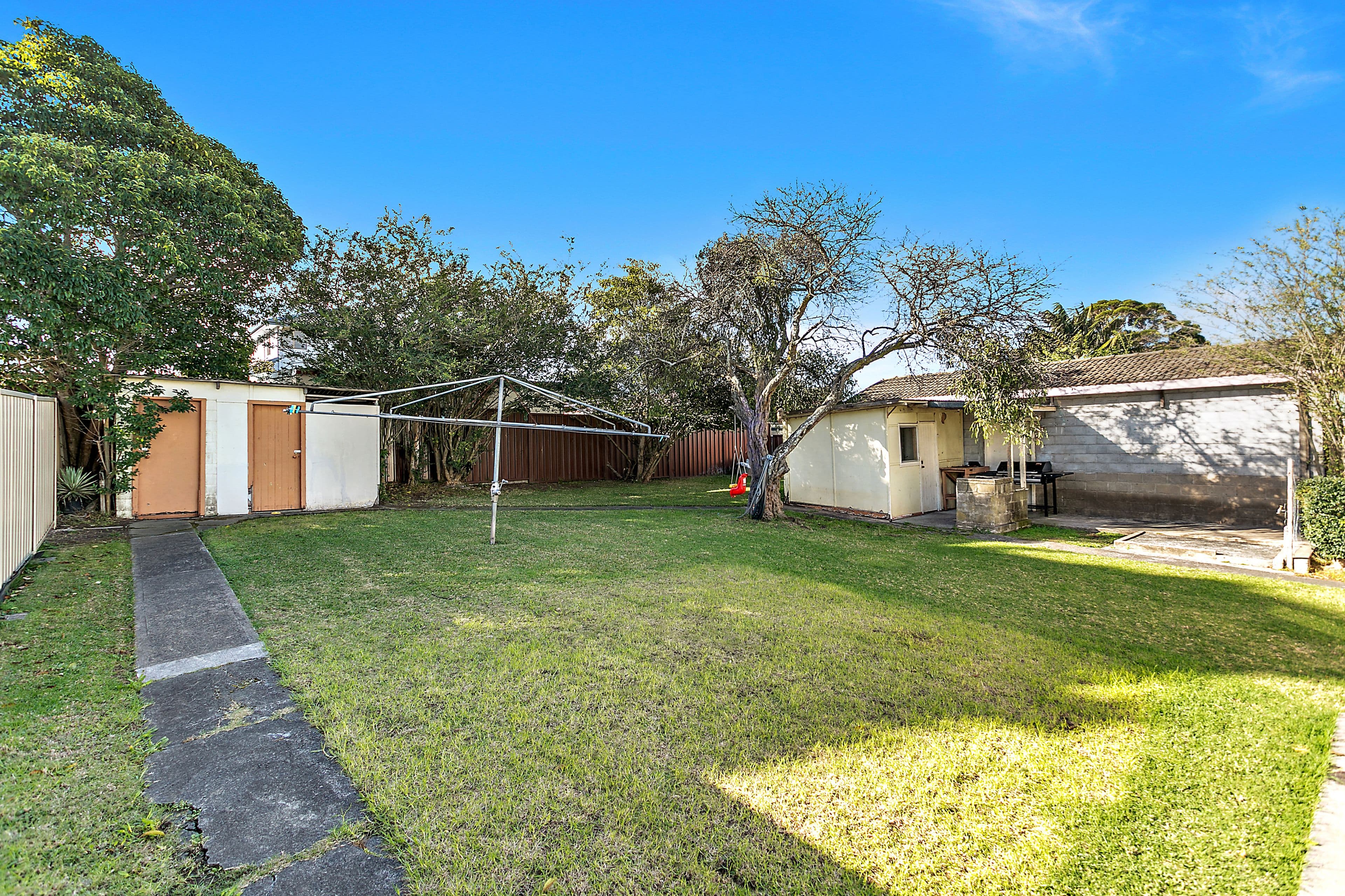 92 Fisher Street, Oak Flats - Thumbnail 7