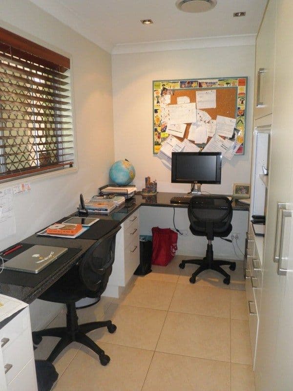 29 Curlew Crescent, BURLEIGH WATERS QLD 4220, Burleigh Waters - Thumbnail 6