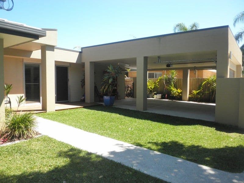 29 Curlew Crescent, BURLEIGH WATERS QLD 4220, Burleigh Waters - Thumbnail 8
