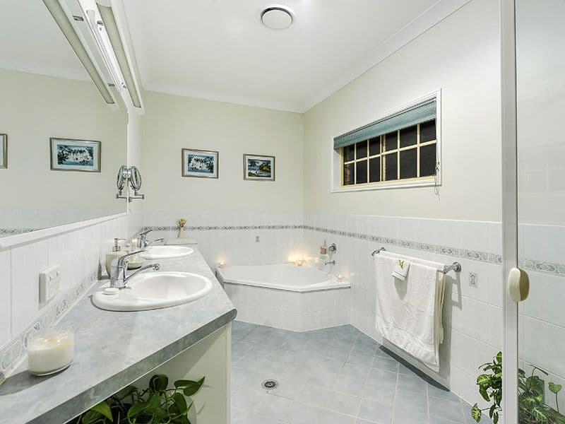 184 Blackwall Road, CHUWAR QLD 4306, Chuwar - Thumbnail 6