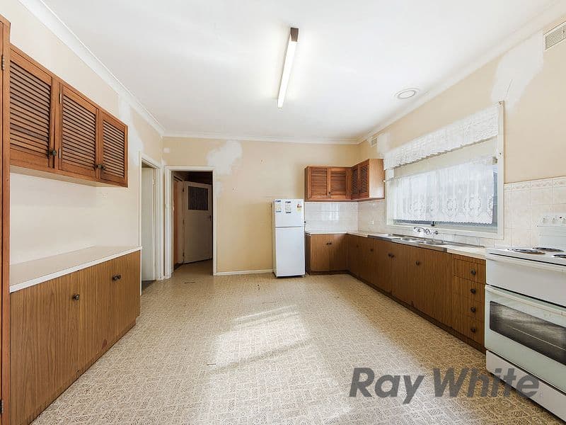 13 Albert Crescent, St Albans VIC 3021, St Albans - Thumbnail 5