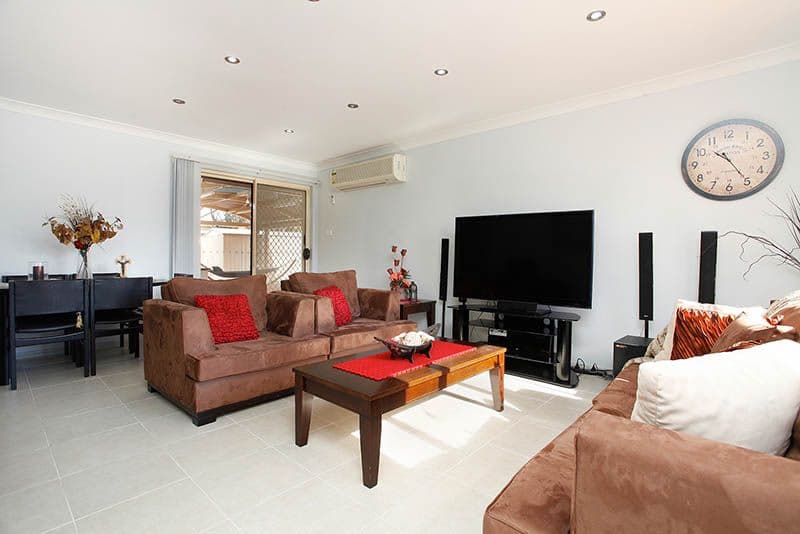 6 Coonabarabran Crescent, HOXTON PARK NSW 2171, Hoxton Park - Thumbnail 2
