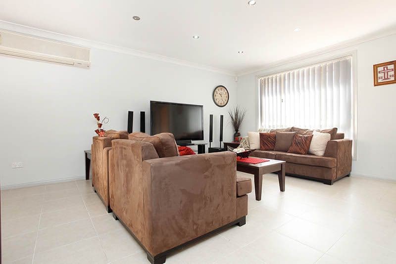 6 Coonabarabran Crescent, HOXTON PARK NSW 2171, Hoxton Park - Thumbnail 6