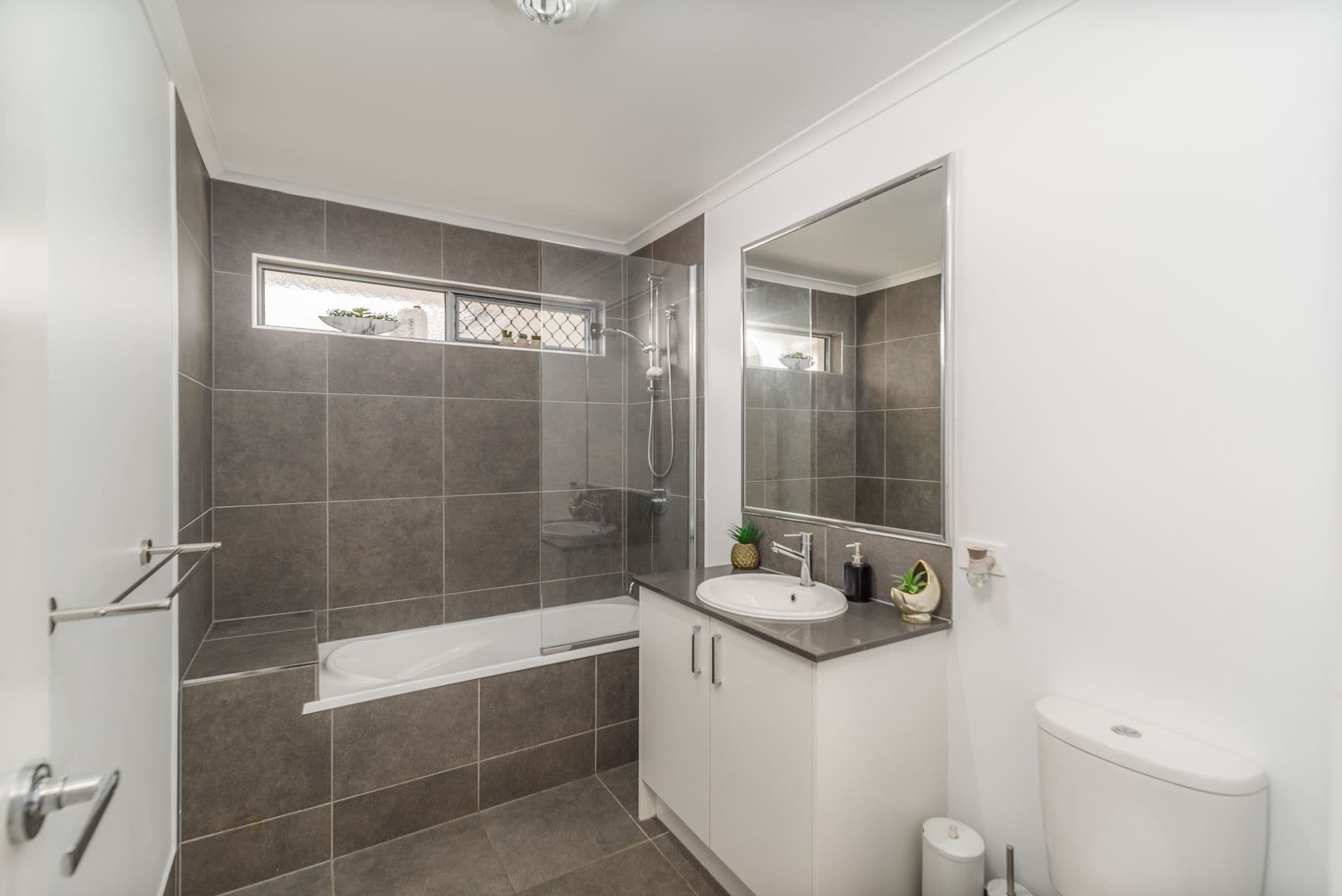 13 Mossman Street, Beaudesert QLD 4285, Beaudesert - Thumbnail 7