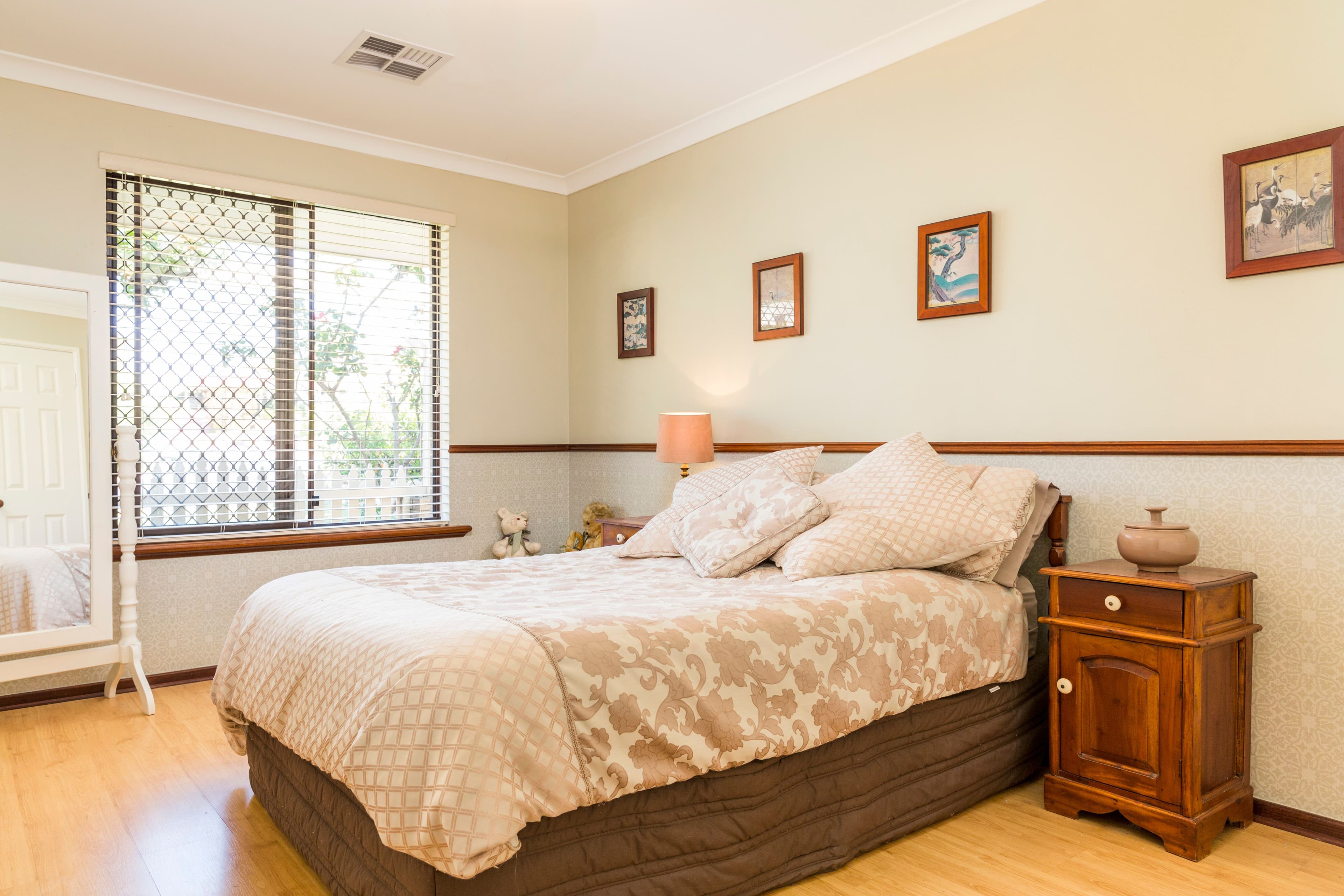15 Buckingham Crescent, Kardinya WA 6163, Kardinya - Thumbnail 4