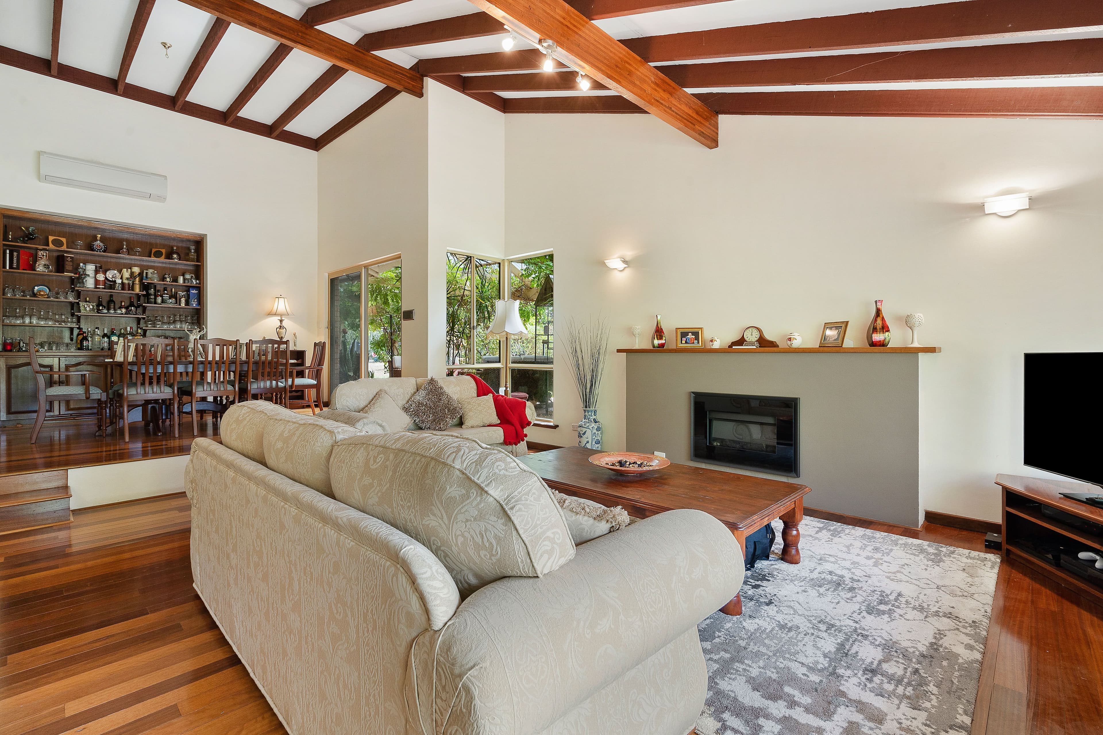 32 Bernborough Place, Wanneroo WA 6065, Wanneroo - Thumbnail 4