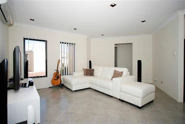 6A Abadan Road, SOUTHERN RIVER WA 6110, Southern River - Thumbnail 3