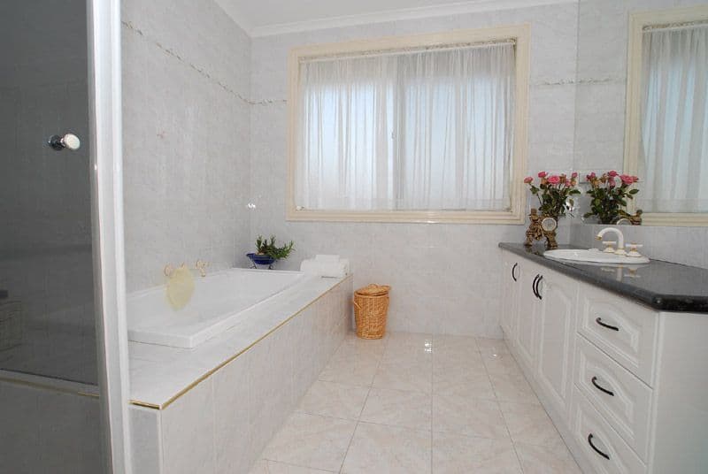 24 Scotia Crescent, KEYSBOROUGH VIC 3173, Keysborough - Thumbnail 2