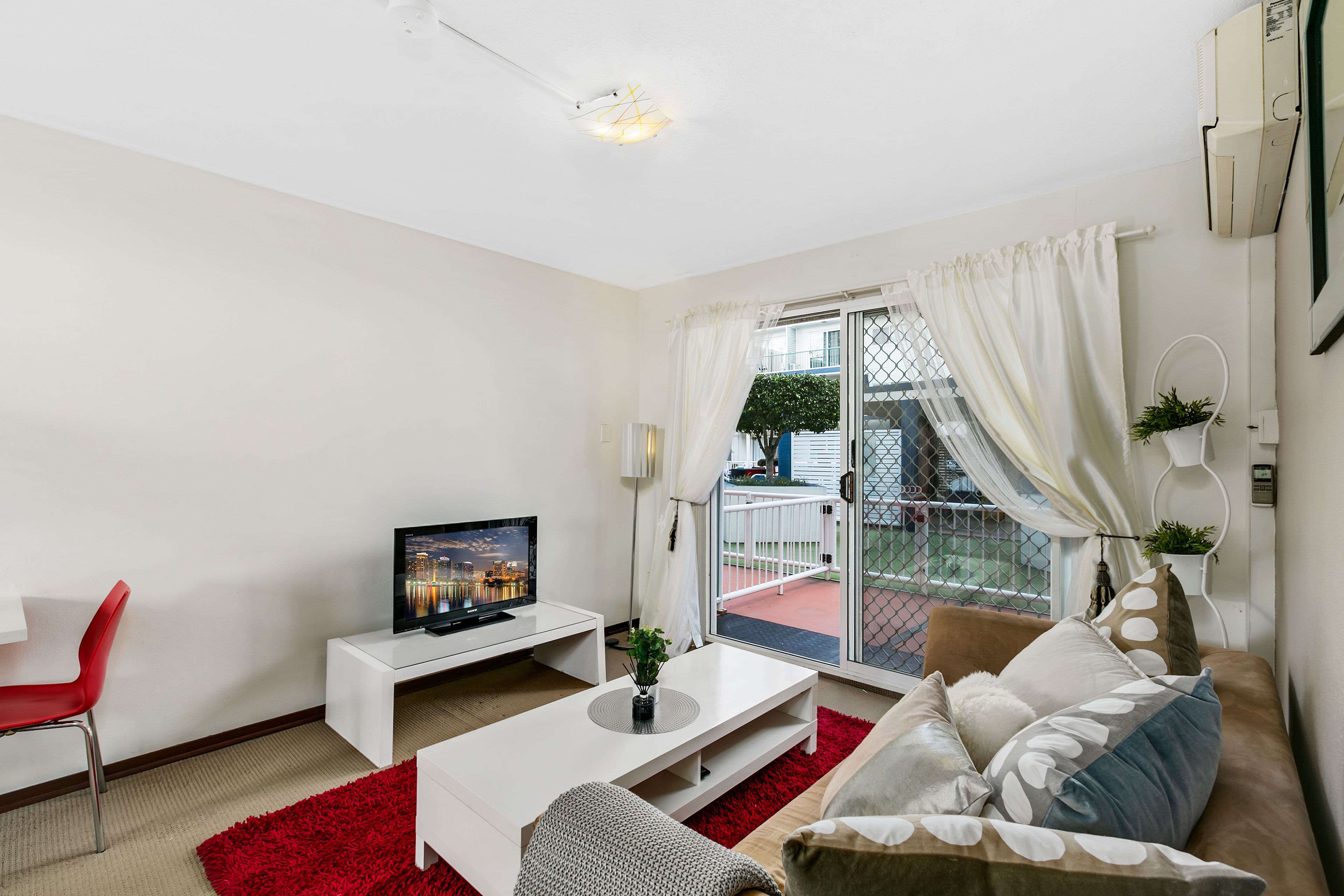 69-73 Ferny Avenue, Surfers Paradise QLD 4217, Surfers Paradise - Thumbnail 2
