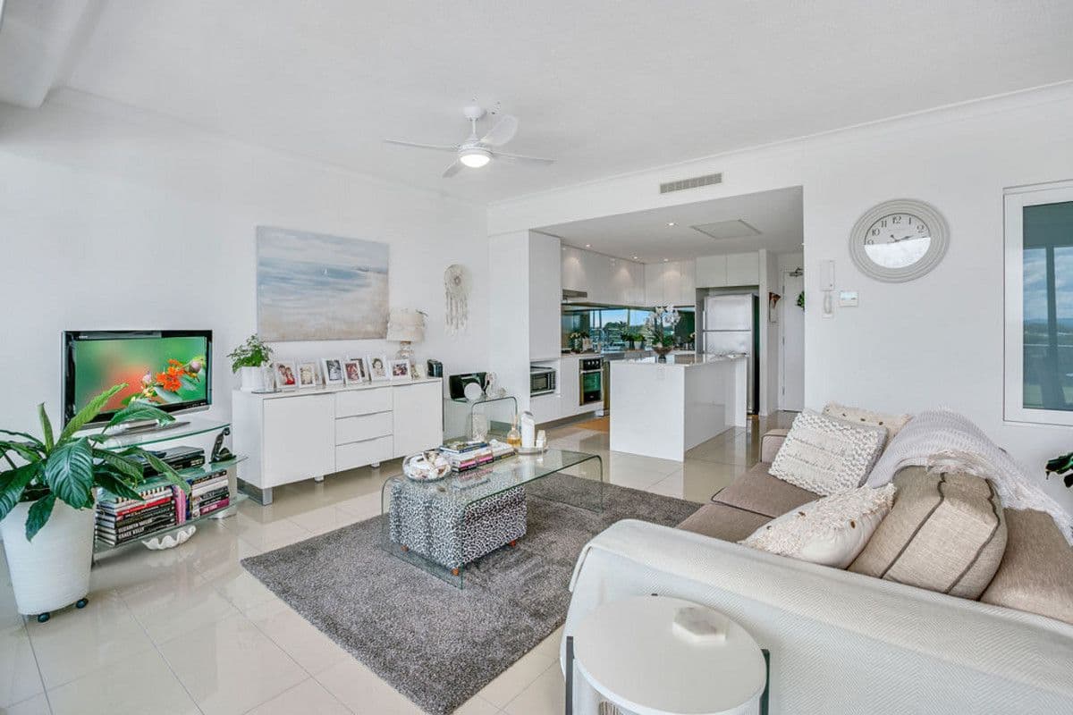15 Compass Drive, Biggera Waters QLD 4216, Biggera Waters - Thumbnail 4