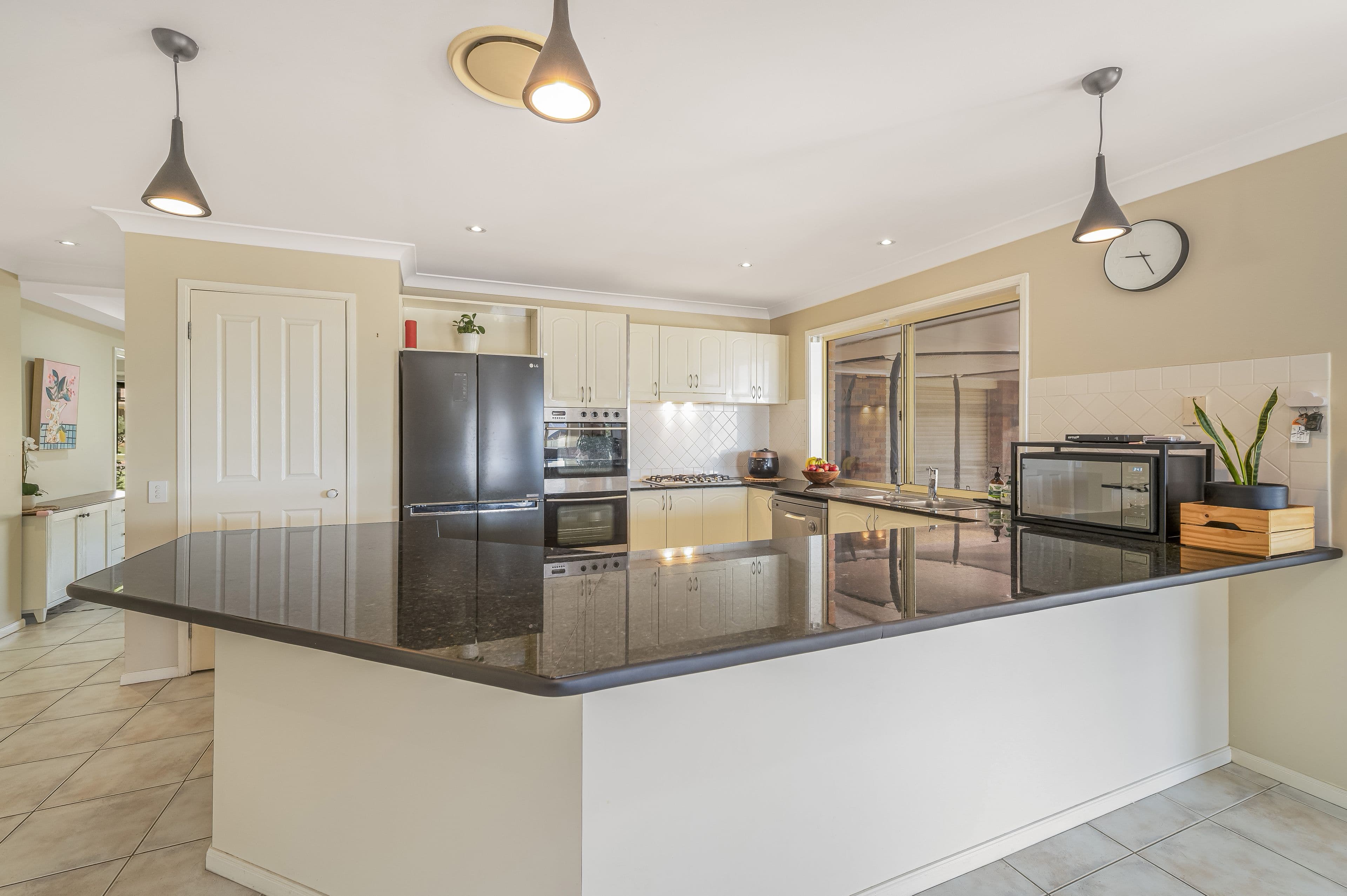 25 Honeyoak Drive, Aberglasslyn NSW 2320, Aberglasslyn - Thumbnail 5