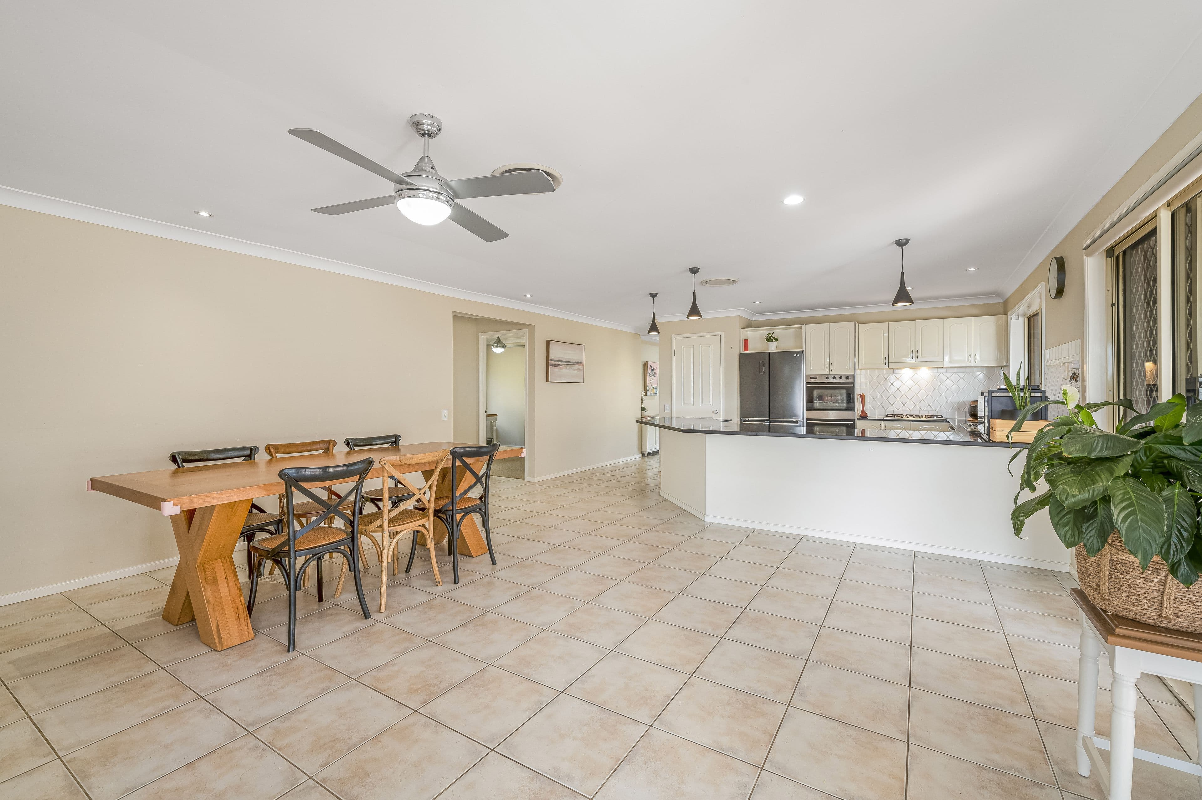 25 Honeyoak Drive, Aberglasslyn NSW 2320, Aberglasslyn - Thumbnail 6