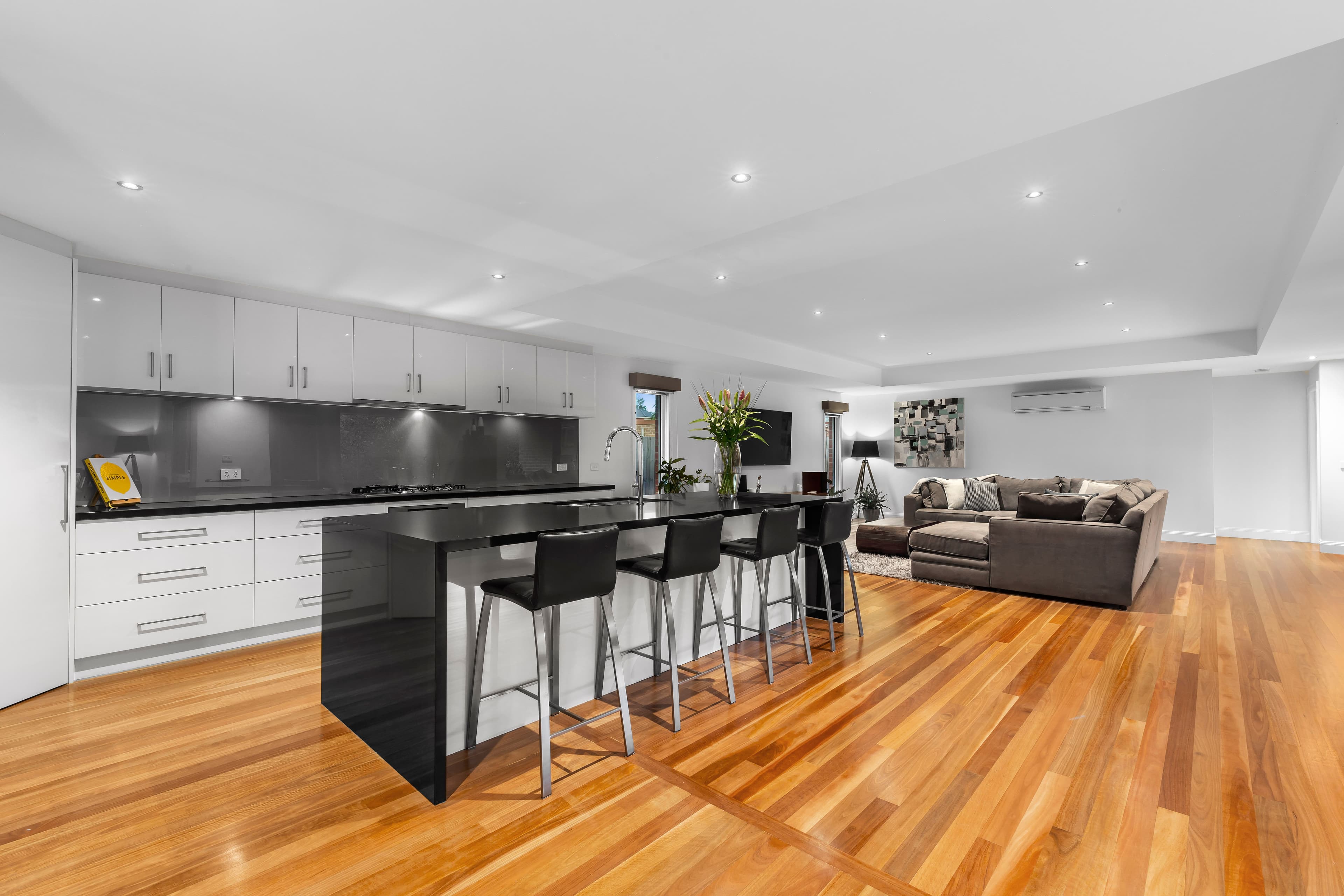 4 Cornelius Drive, Wantirna South VIC 3152, Wantirna South - Thumbnail 4