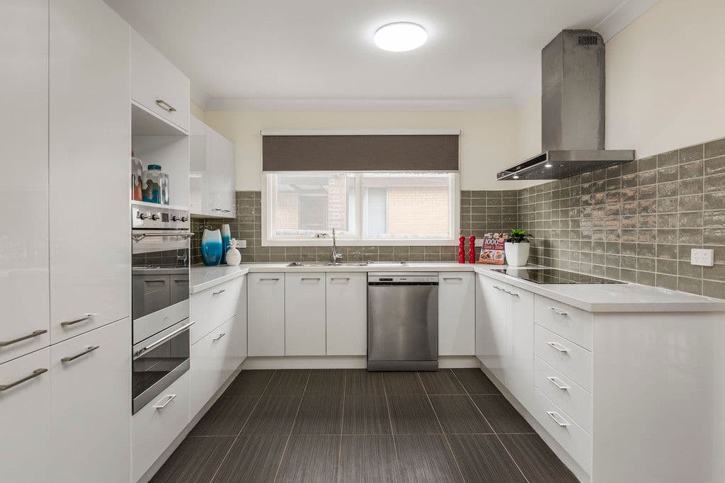 42 Morang Avenue, Templestowe Lower VIC 3107, Templestowe Lower - Thumbnail 2