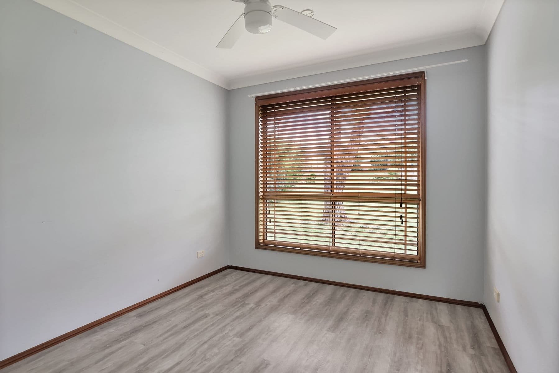 8 Ernstine Hill Close, Glenmore Park NSW 2745, Glenmore Park - Thumbnail 3