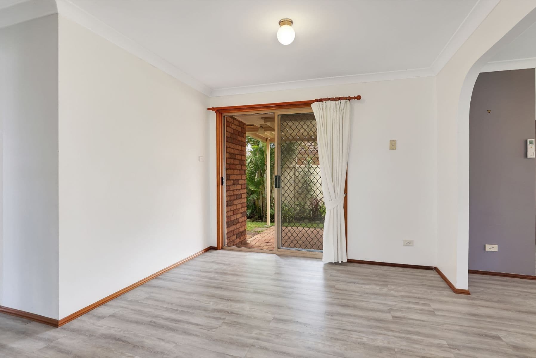 8 Ernstine Hill Close, Glenmore Park NSW 2745, Glenmore Park - Thumbnail 5