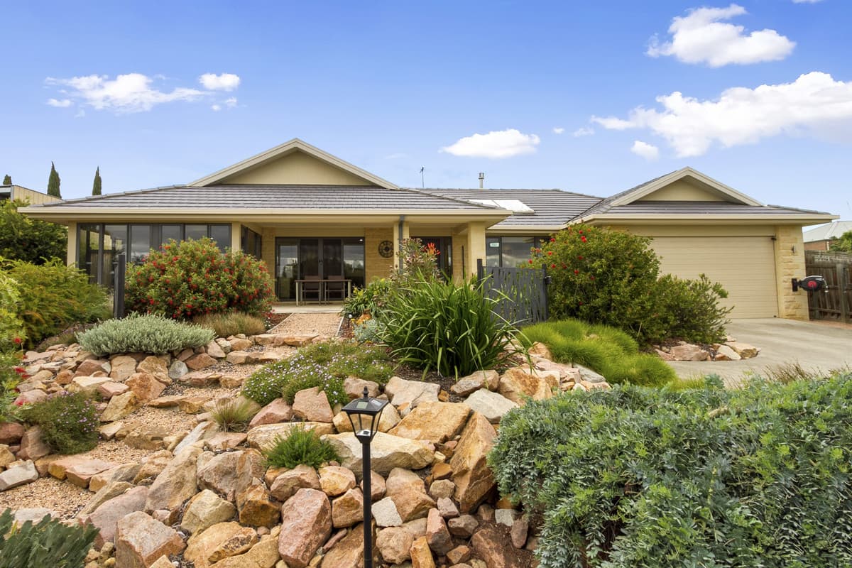 60 Riverslea Boulevard, Traralgon VIC 3844, Traralgon - Image 1