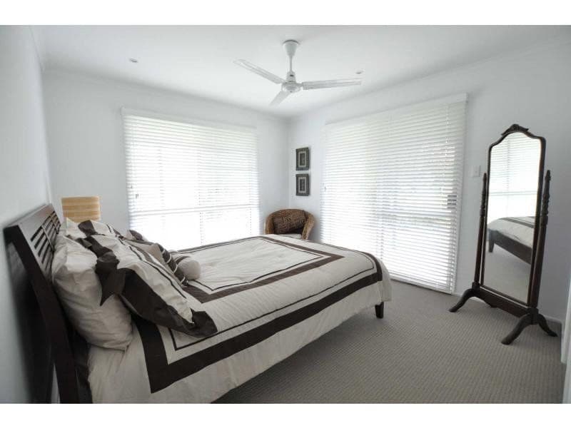 2 Anglers Parade, BLACKS BEACH QLD 4740, Blacks Beach - Thumbnail 3