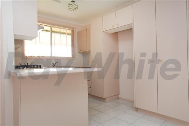 11 Bluewren Close, GLENMORE PARK NSW 2745, Glenmore Park - Thumbnail 5