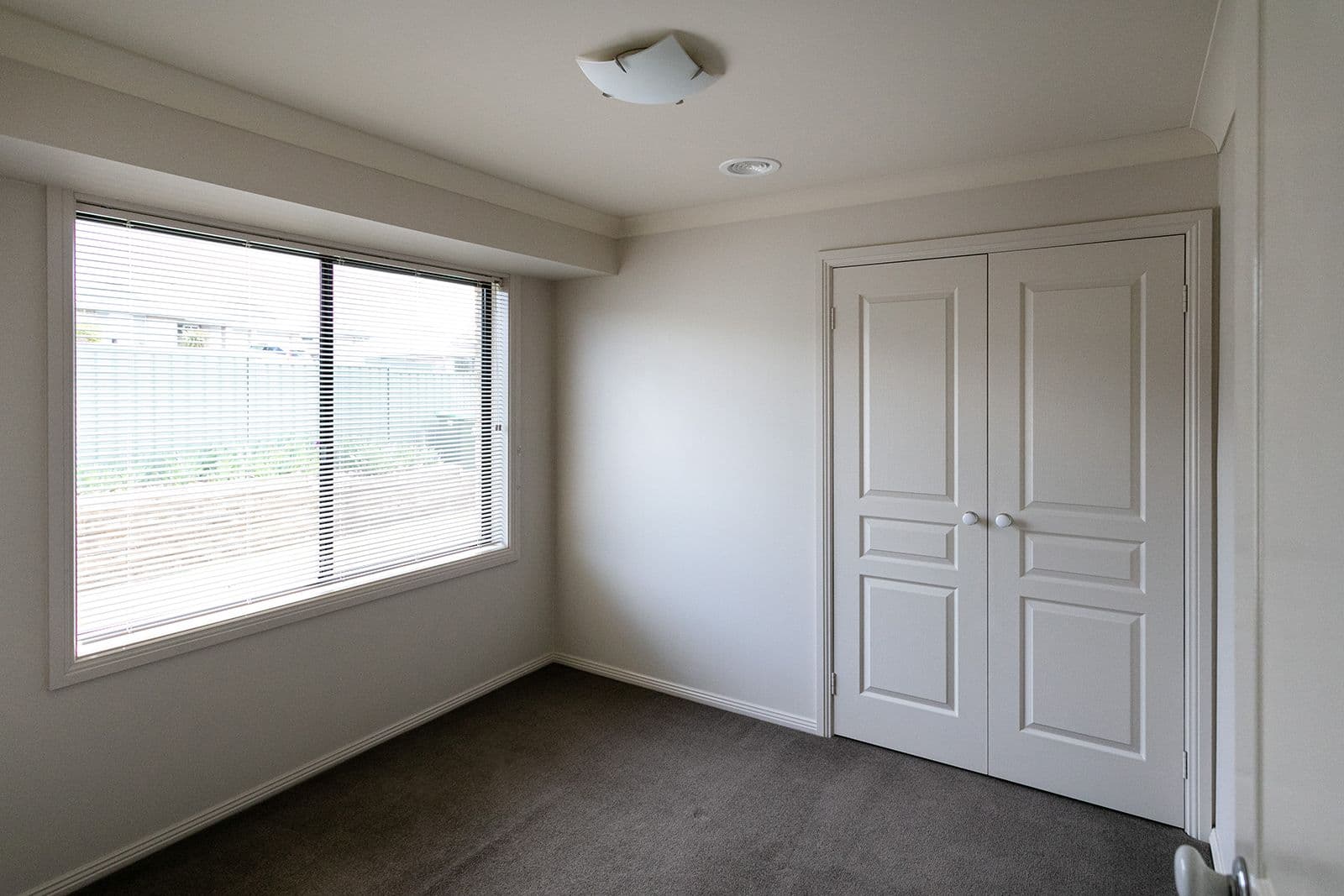 1 Ramsay Close, Orange - Thumbnail 6