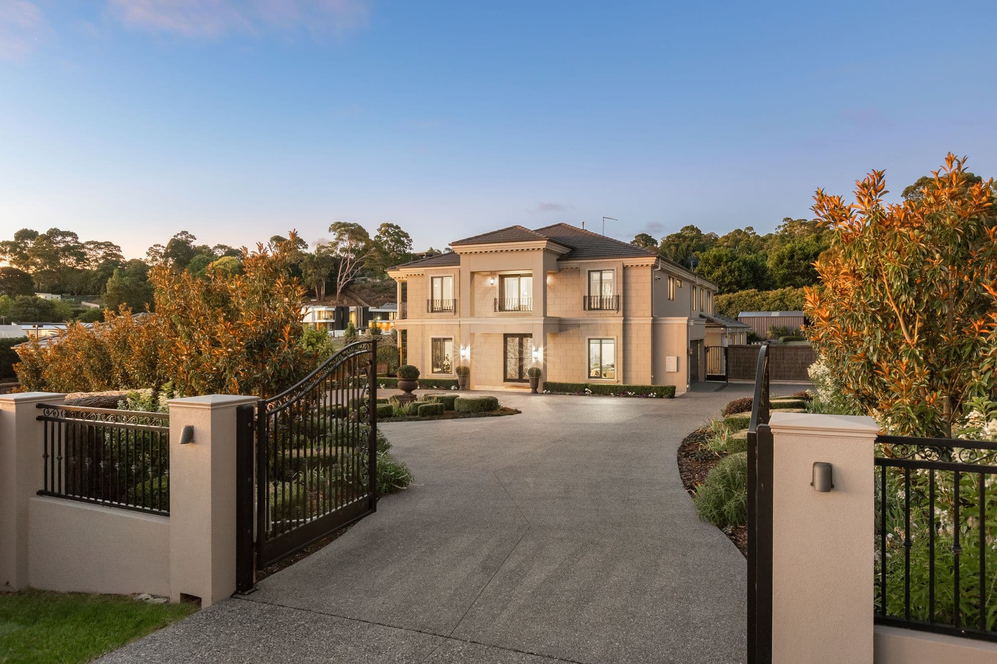 14-16 Stylebawn Drive, Berwick VIC 3806, Berwick - Image 1