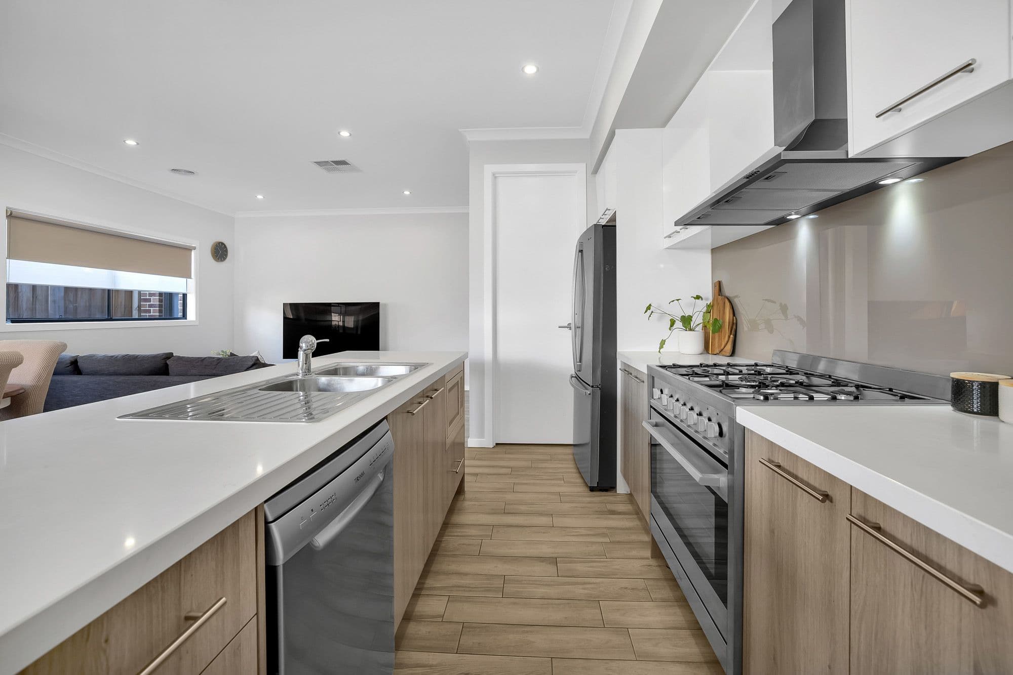 4 Bostock Drive, Tarneit VIC 3029, Tarneit - Thumbnail 5