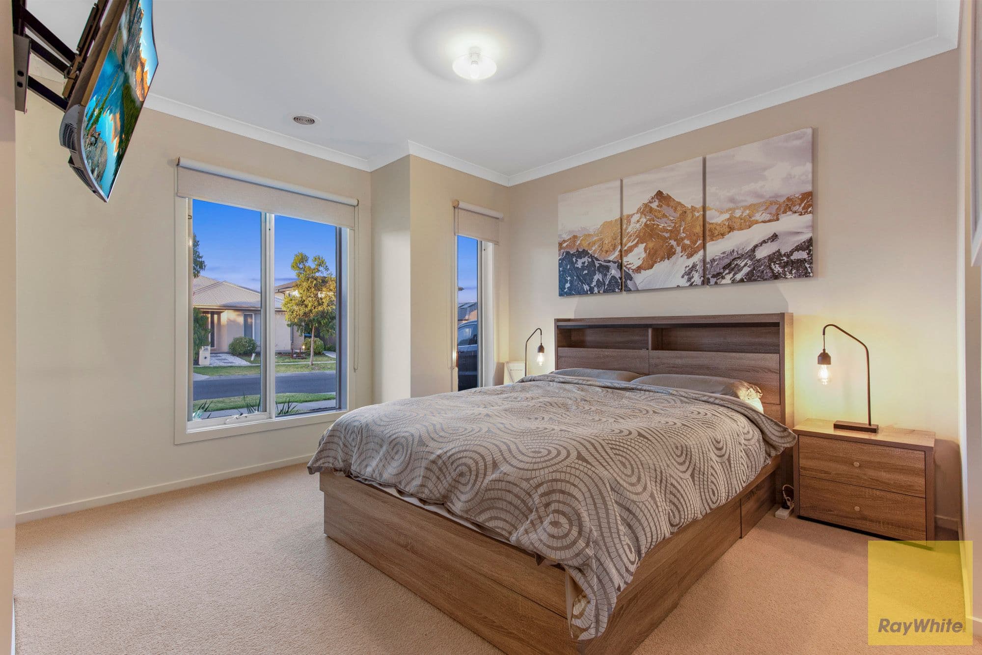 24 Paprika Way, Tarneit VIC 3029, Tarneit - Thumbnail 3