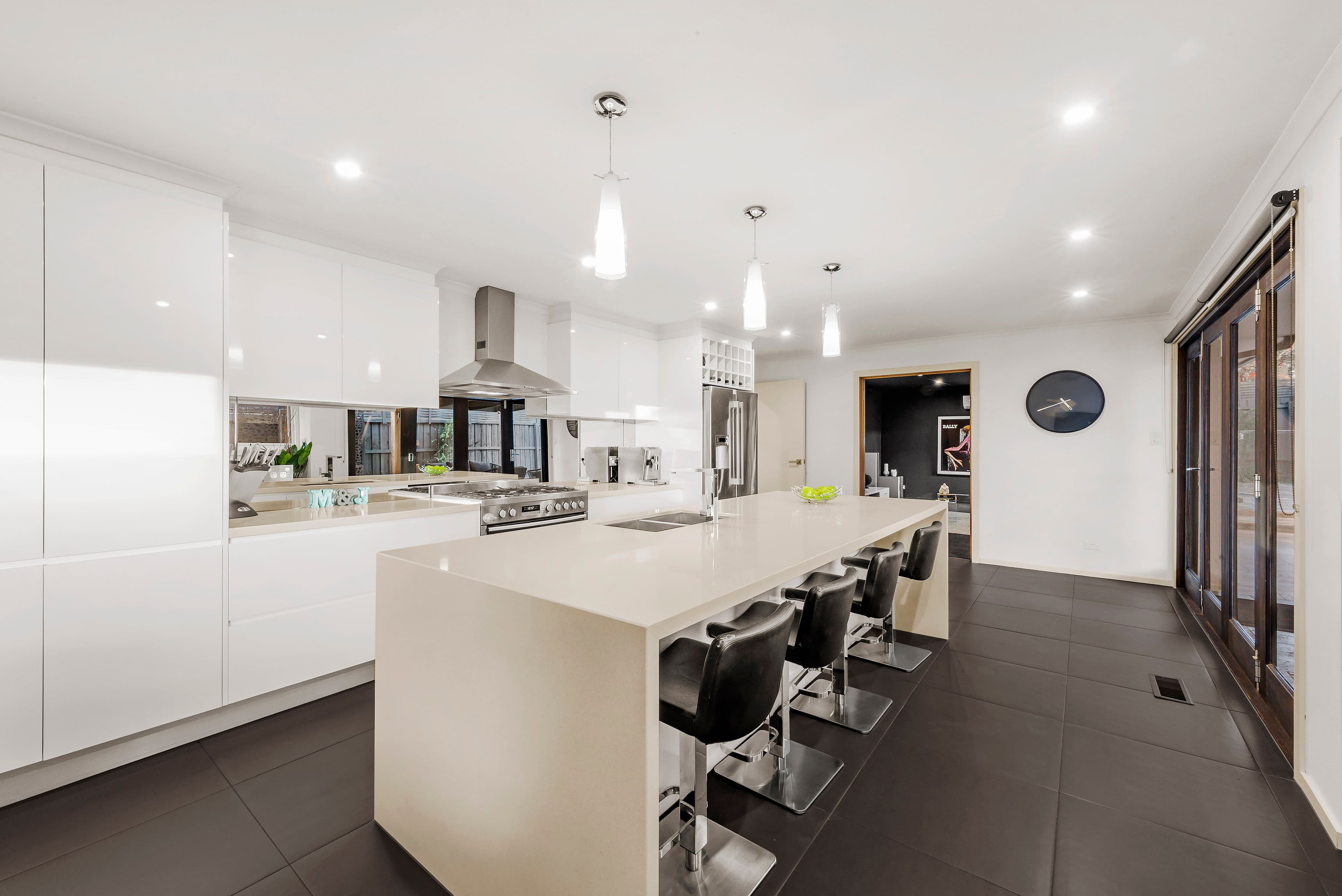 25 Belindavale Drive, Knoxfield VIC 3180, Knoxfield - Thumbnail 2