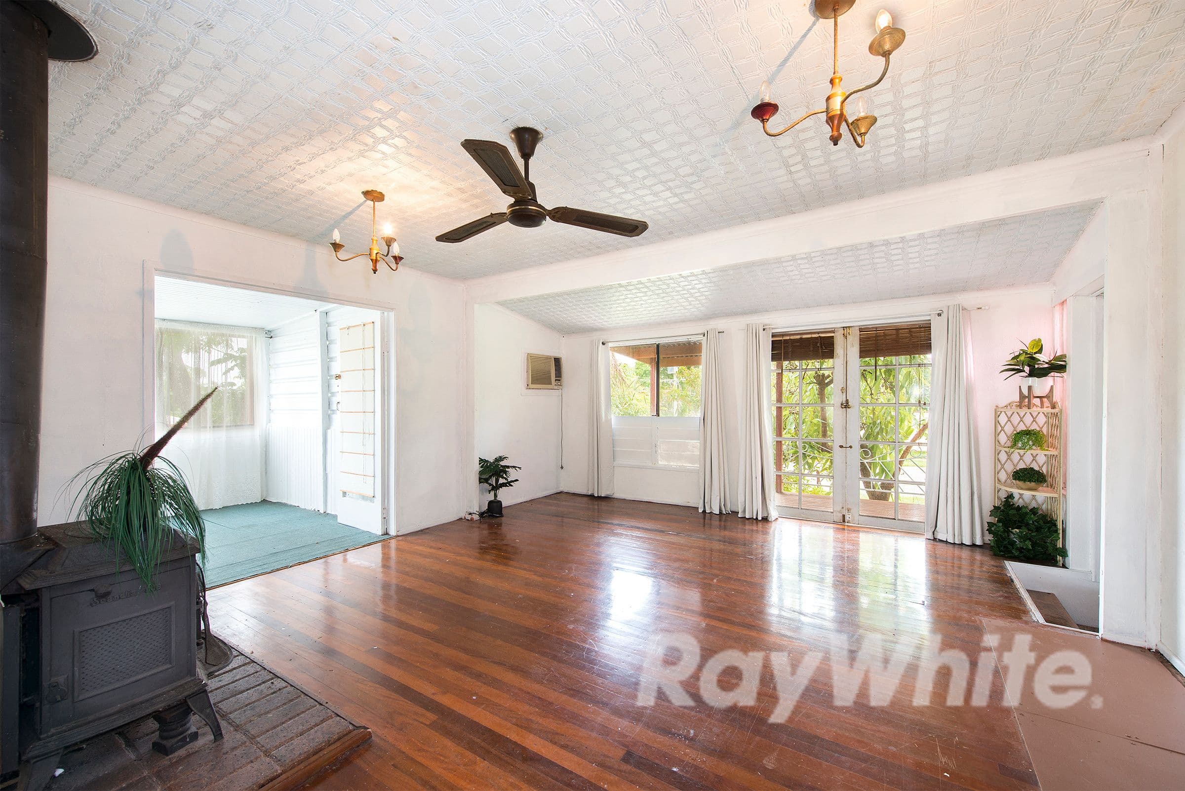 1 Carcoola Street, Kingston QLD 4114, Kingston - Thumbnail 3