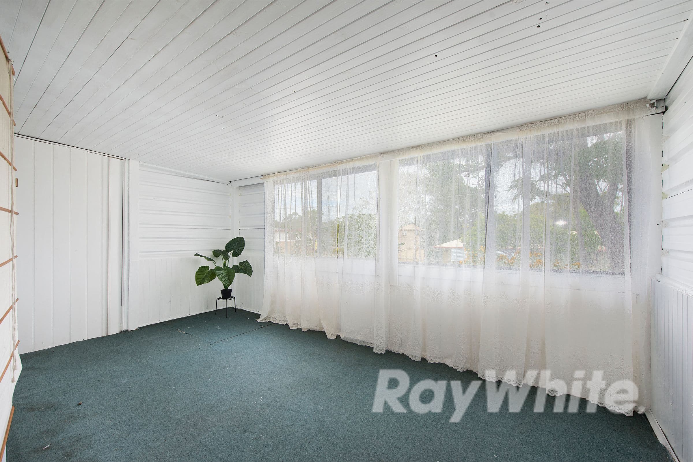 1 Carcoola Street, Kingston QLD 4114, Kingston - Thumbnail 6