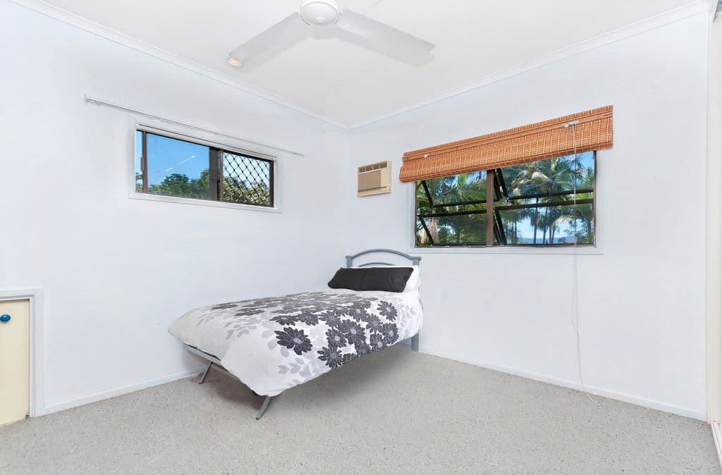 18 Hermes Close, Mooroobool QLD 4870, Mooroobool - Thumbnail 8
