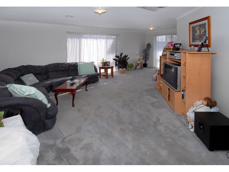 3 Bertrand Court, CRAIGIEBURN VIC 3064, Craigieburn - Thumbnail 3