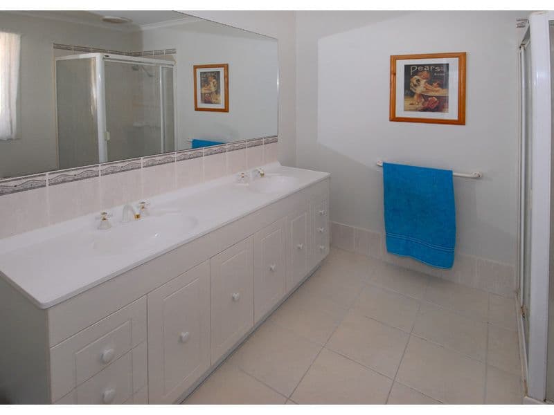 3 Bertrand Court, CRAIGIEBURN VIC 3064, Craigieburn - Thumbnail 4