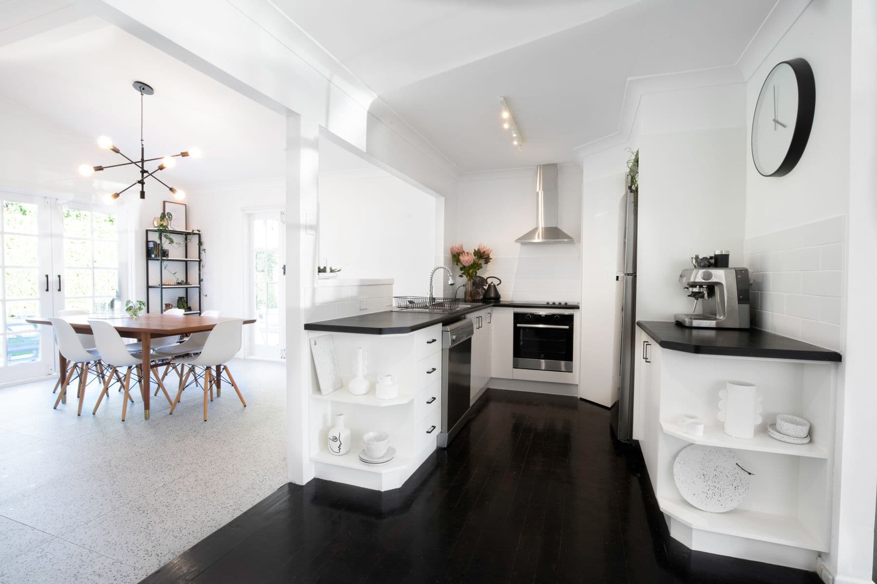 5 Ewan Street, Southport QLD 4215, Southport - Thumbnail 6