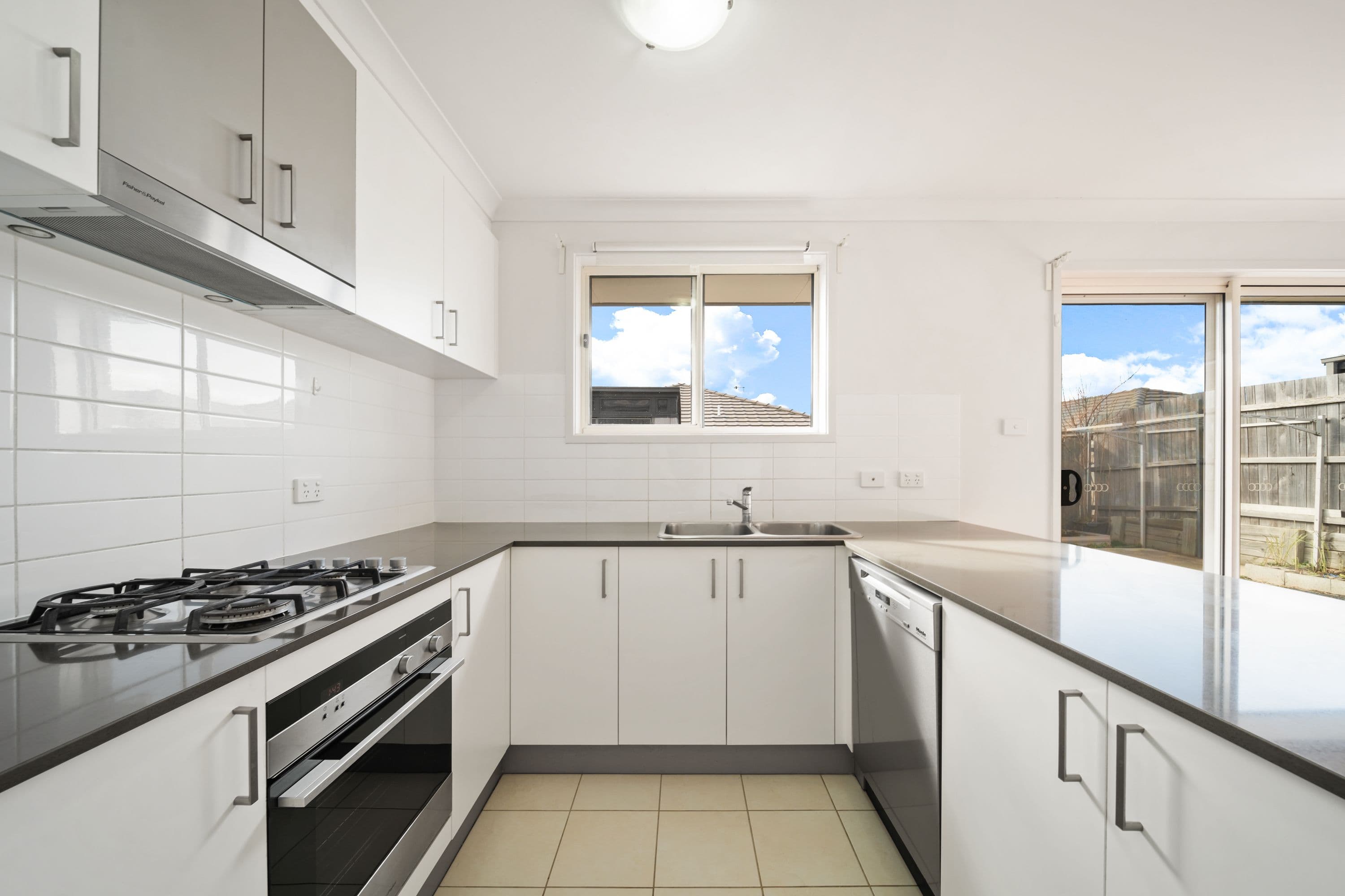 85 Kavangal Circuit, Ngunnawal ACT 2913, Ngunnawal - Thumbnail 2