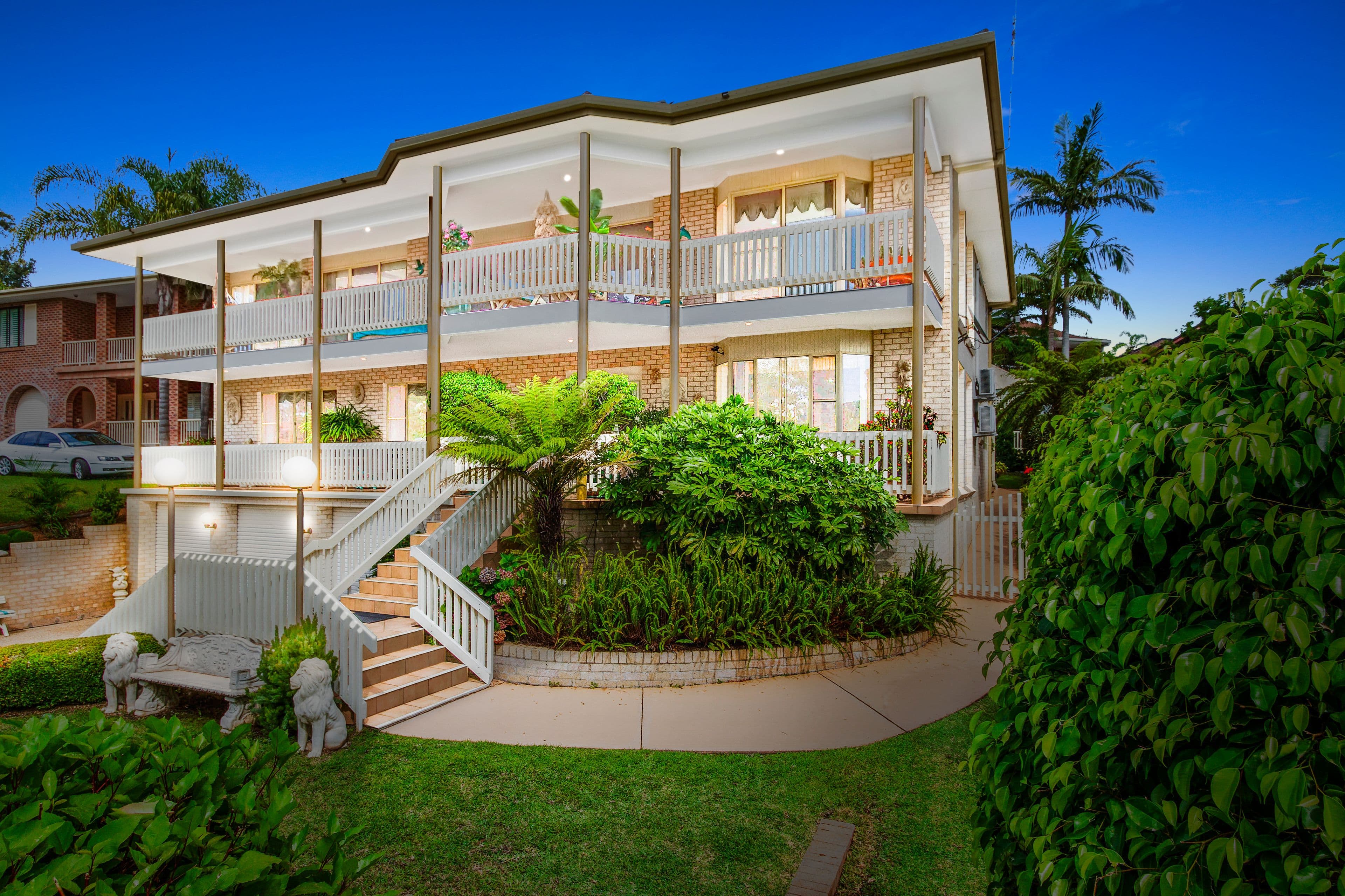 11 Parker Avenue, Surf Beach - Thumbnail 2