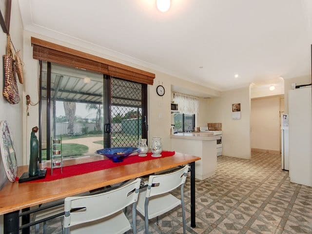 117 Blackadder Road, Swan View WA 6056, Swan View - Thumbnail 4