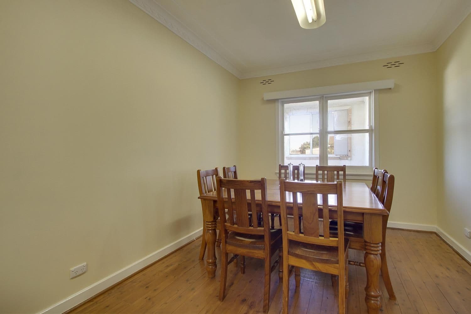 6 Elizabeth Street, GOULBURN NSW 2580, Goulburn - Thumbnail 2