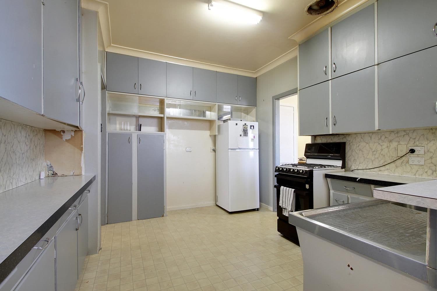 6 Elizabeth Street, GOULBURN NSW 2580, Goulburn - Thumbnail 5
