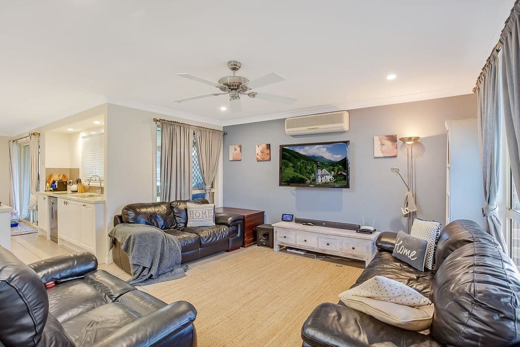 9 Soma Court, Mudgeeraba QLD 4213, Mudgeeraba - Thumbnail 2